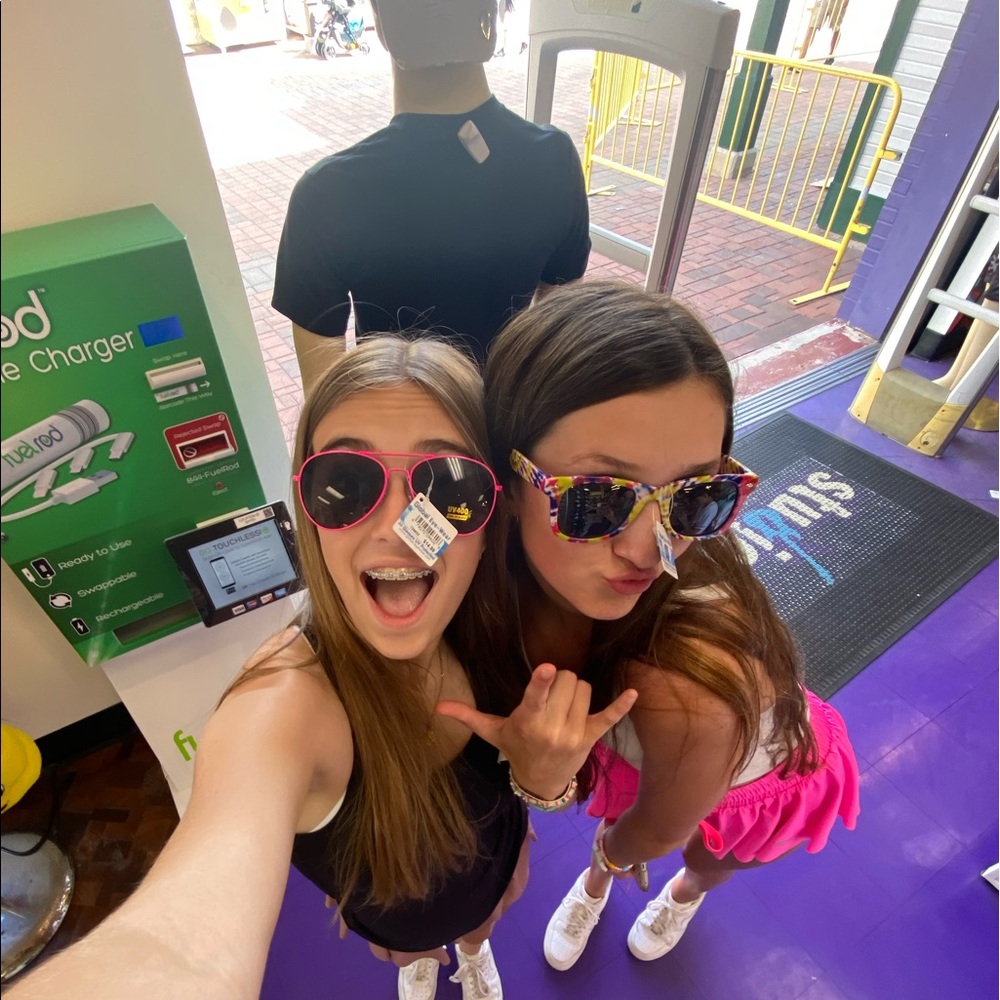 Meet your Posher, Faith